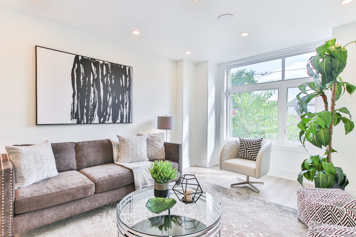 Contemporary living room