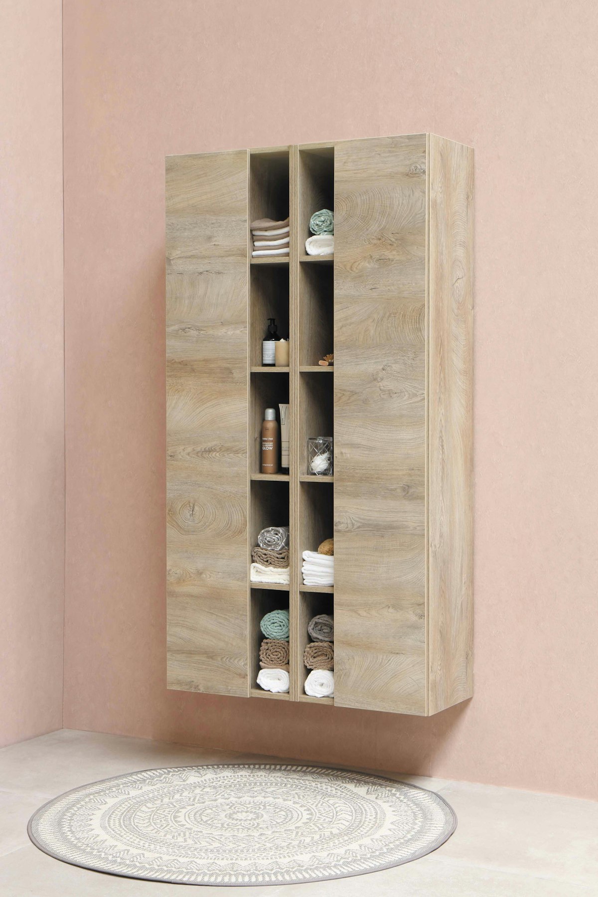 Walk-in wardrobe
